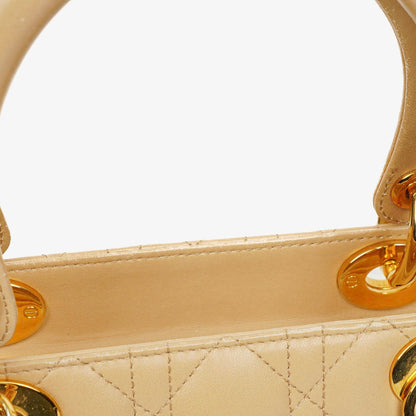 Christian Dior Lady Dior Tasche aus beigem Cannage-Steppleder