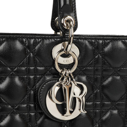 Christian Dior Große Lady Dior Schwarze Cannage Gestepptes Lammleder Handtasche, 2010