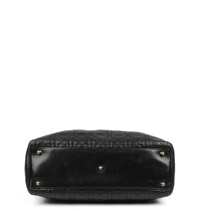 Christian Dior Große Lady Dior Schwarzes Cannage Gestepptes Lammleder Handtasche
