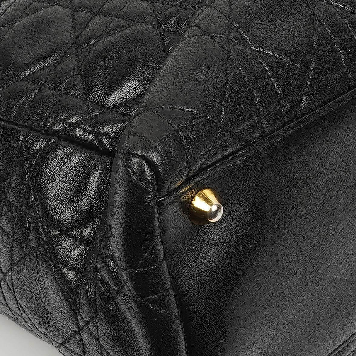 Christian Dior Große Lady Dior Schwarzes Cannage Gestepptes Lammleder Handtasche