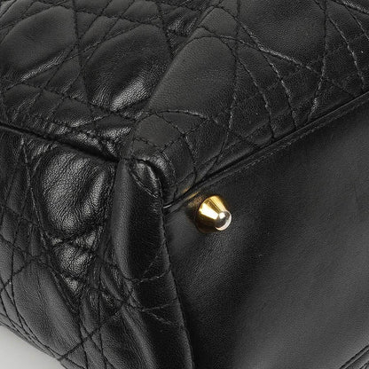 Christian Dior Große Lady Dior Schwarzes Cannage Gestepptes Lammleder Handtasche