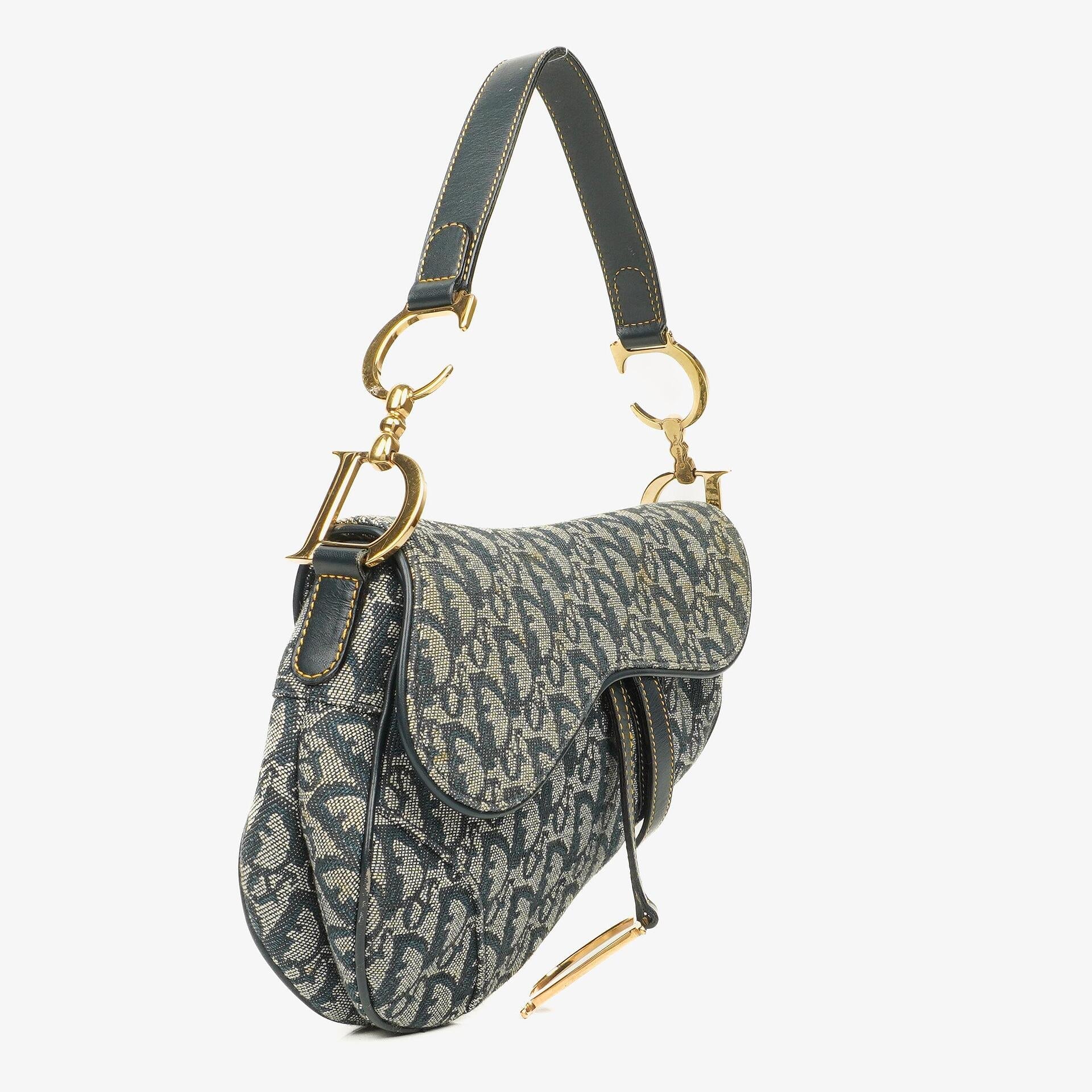 Christian Dior Saddle Tasche in mittlerer Größe