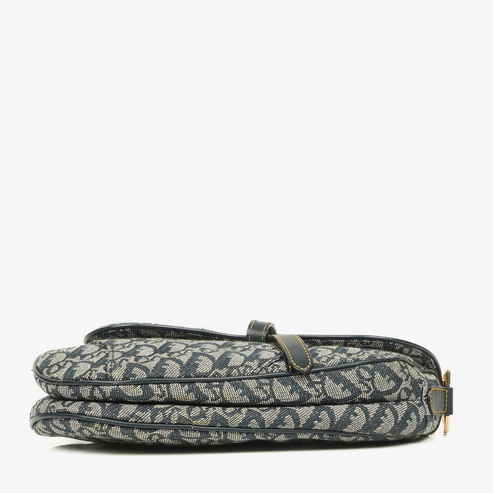 Christian Dior Saddle Tasche in mittlerer Größe