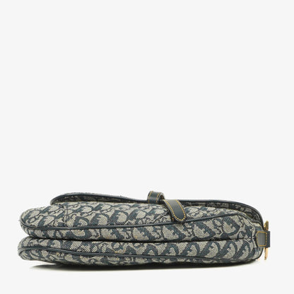 Christian Dior Saddle Tasche in mittlerer Größe