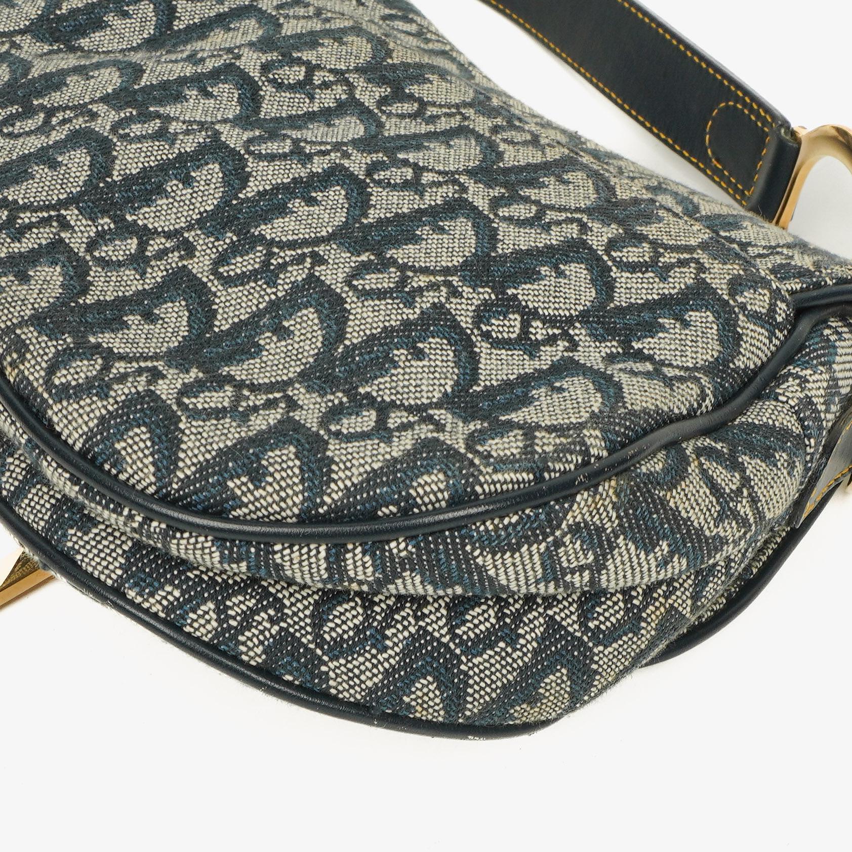 Christian Dior Saddle Tasche in mittlerer Größe