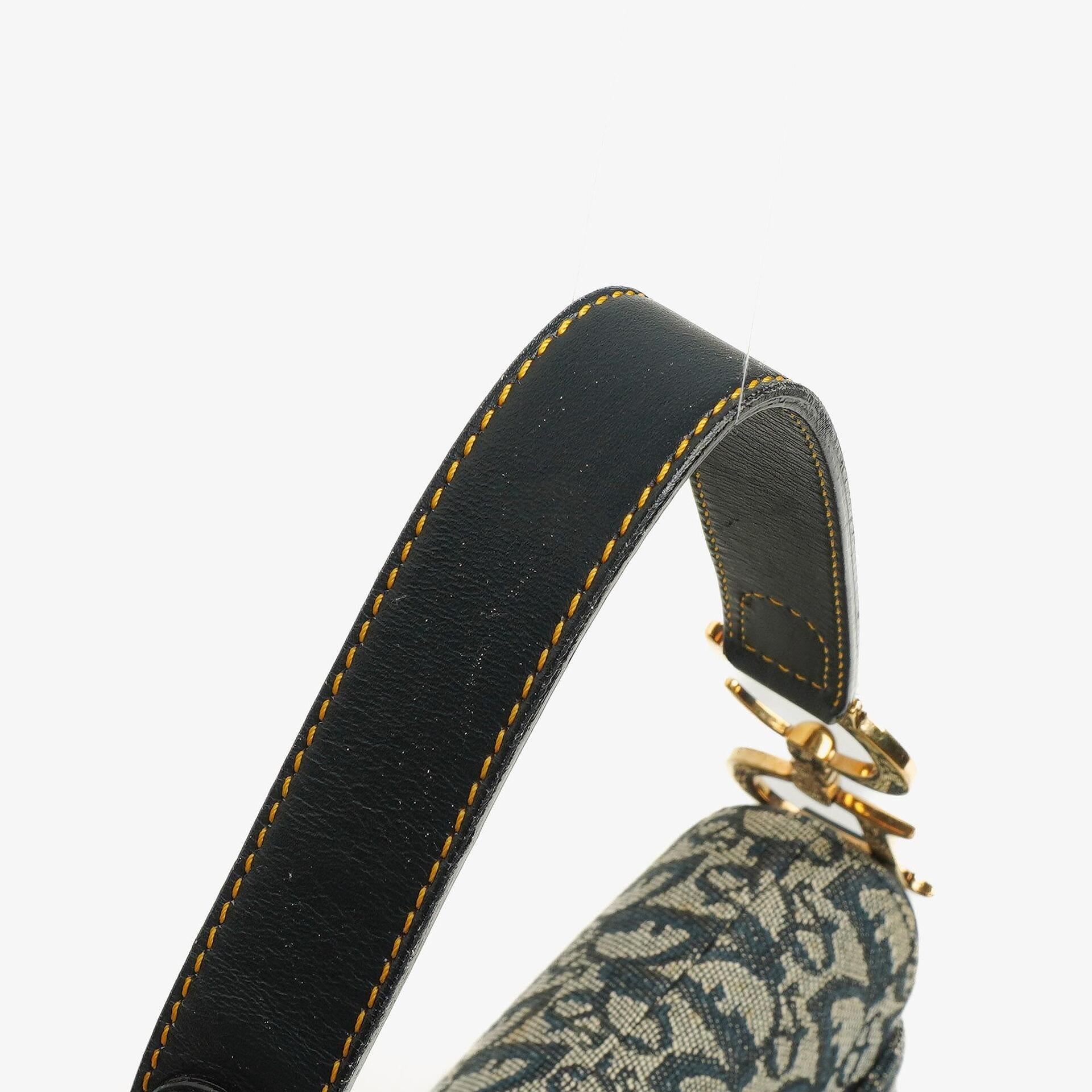 Christian Dior Saddle Tasche in mittlerer Größe
