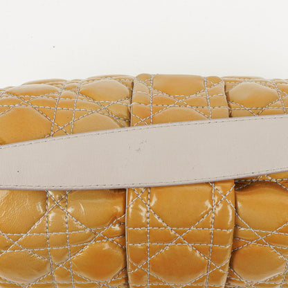 Christian Dior Miss Dior Cannage Schultertasche aus Lackleder