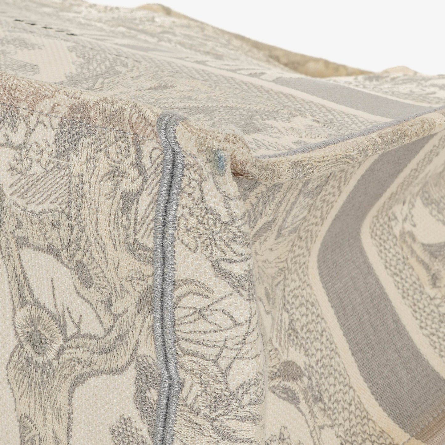 Christian Dior Book Tote Tasche mit Toile de Jouy