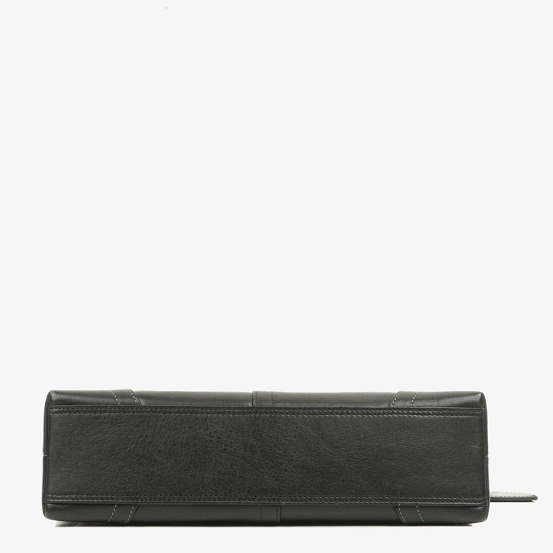 Coach Schultertasche aus schwarzem Leder