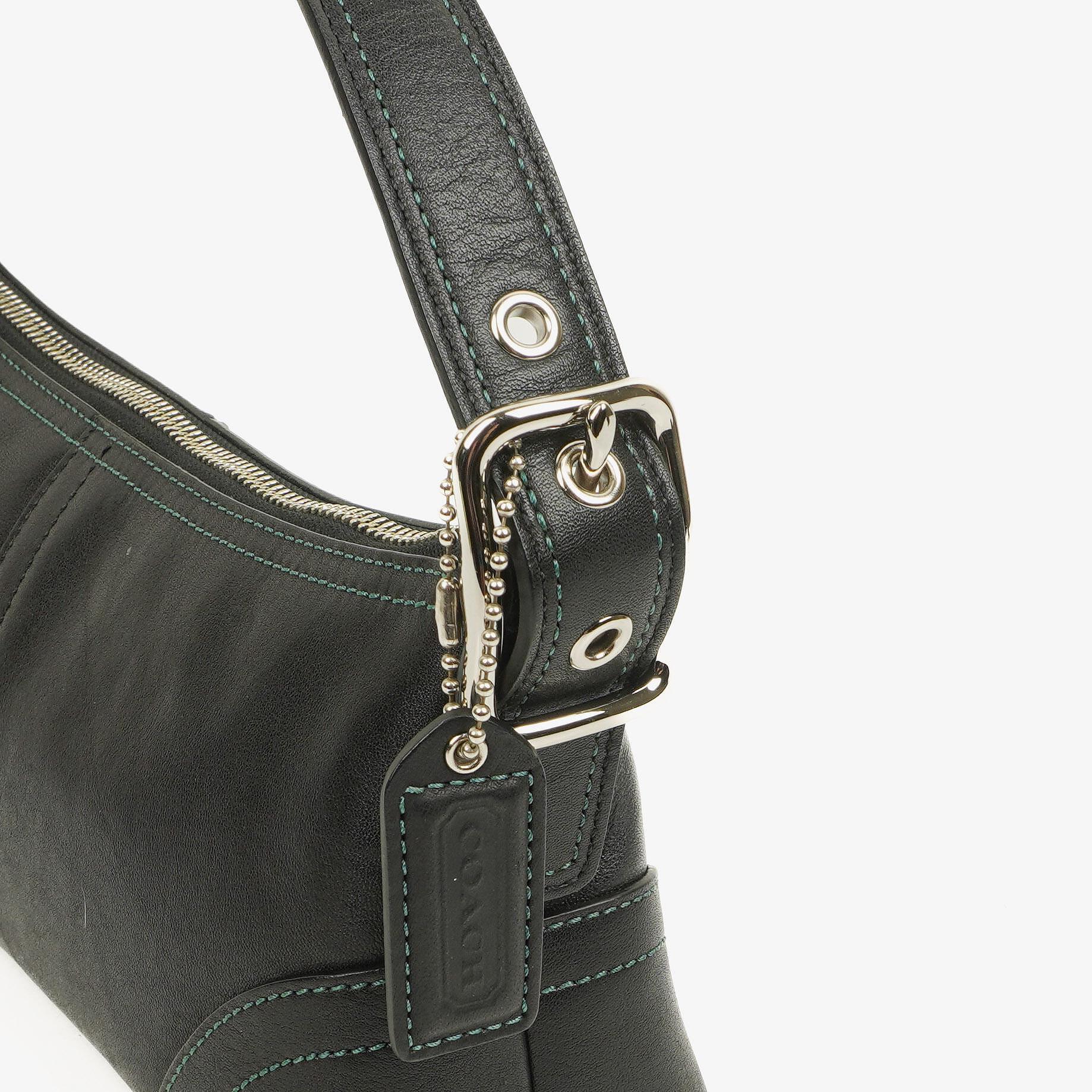 Coach Schultertasche aus schwarzem Leder