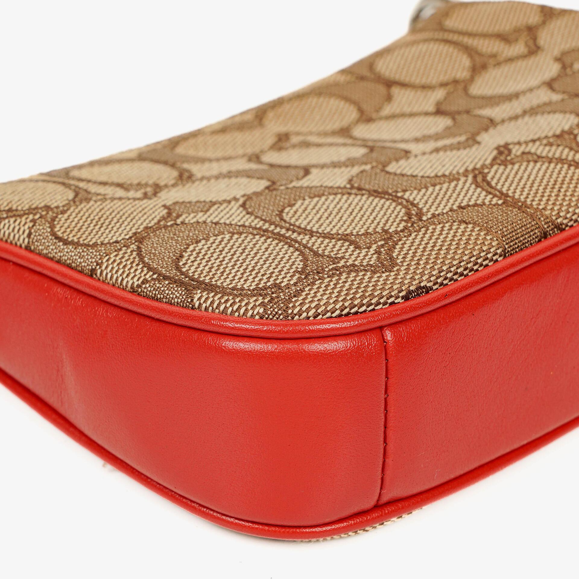 Coach Nolita 15 Mini Tasche aus Signature Canvas