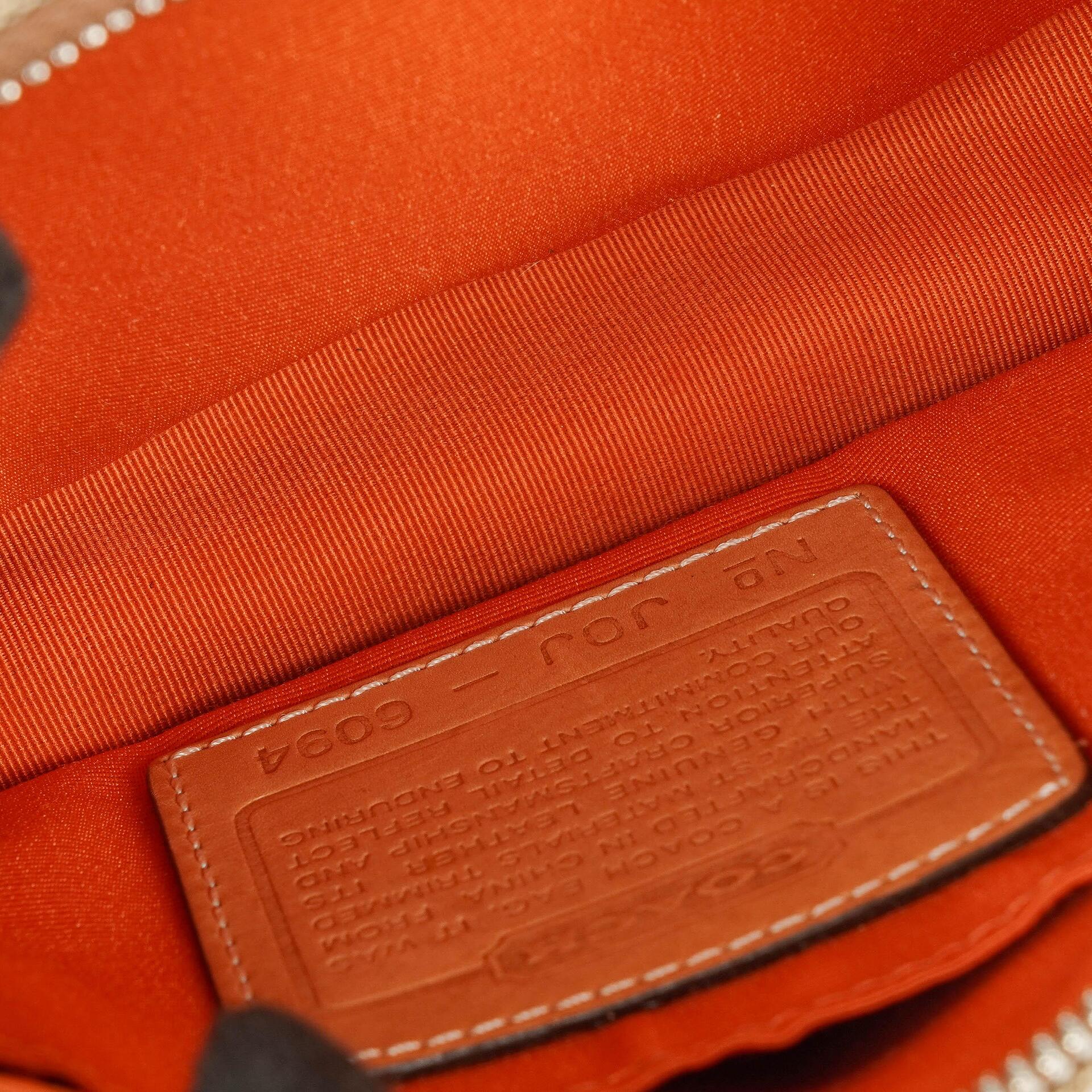 Coach Signature kleine Hobo Tasche