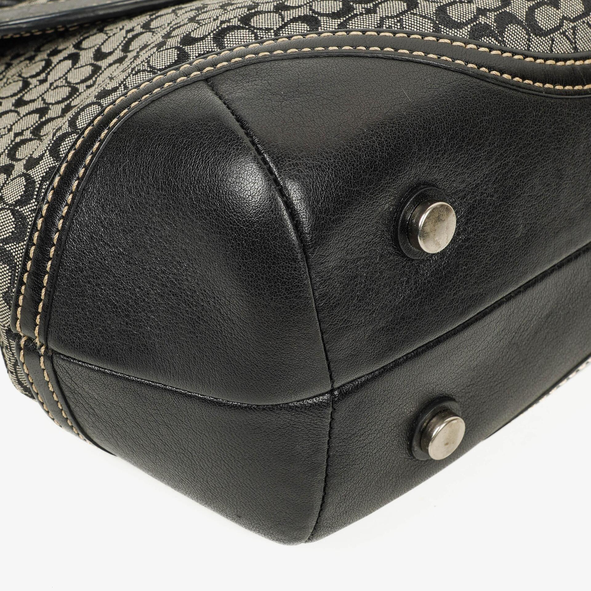 Coach Soho Signature Jacquard Schultertasche