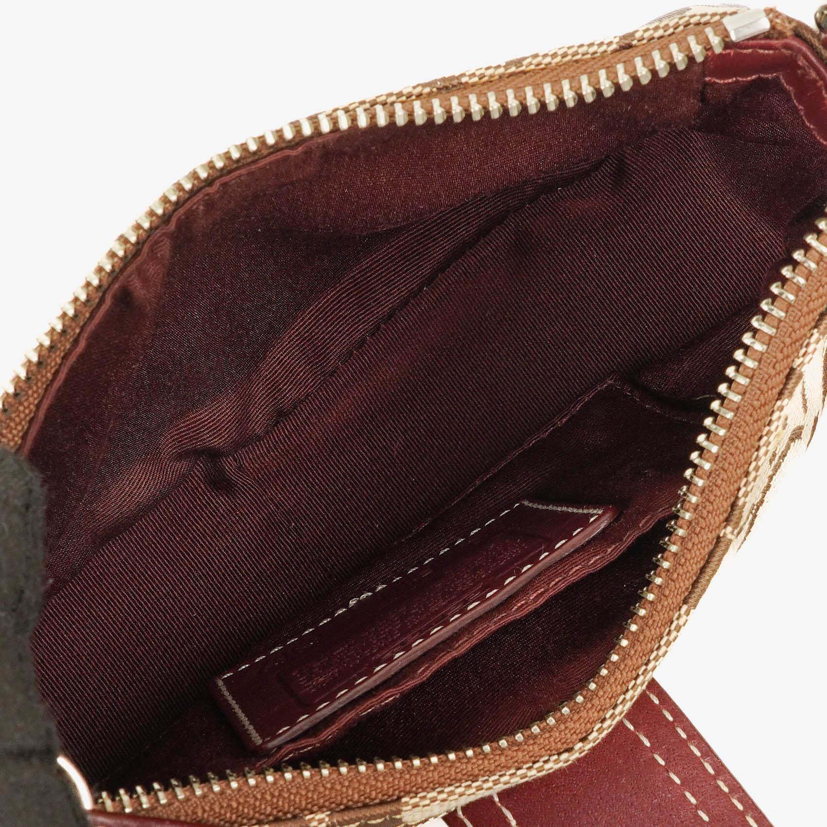 Coach Soho Signature kleine Schultertasche