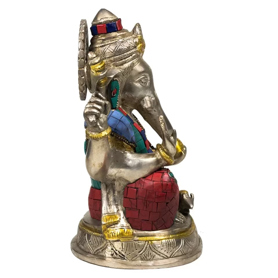 Ganesha Statue mit edler Mosaikverzierung ein kraftvolles Symbol