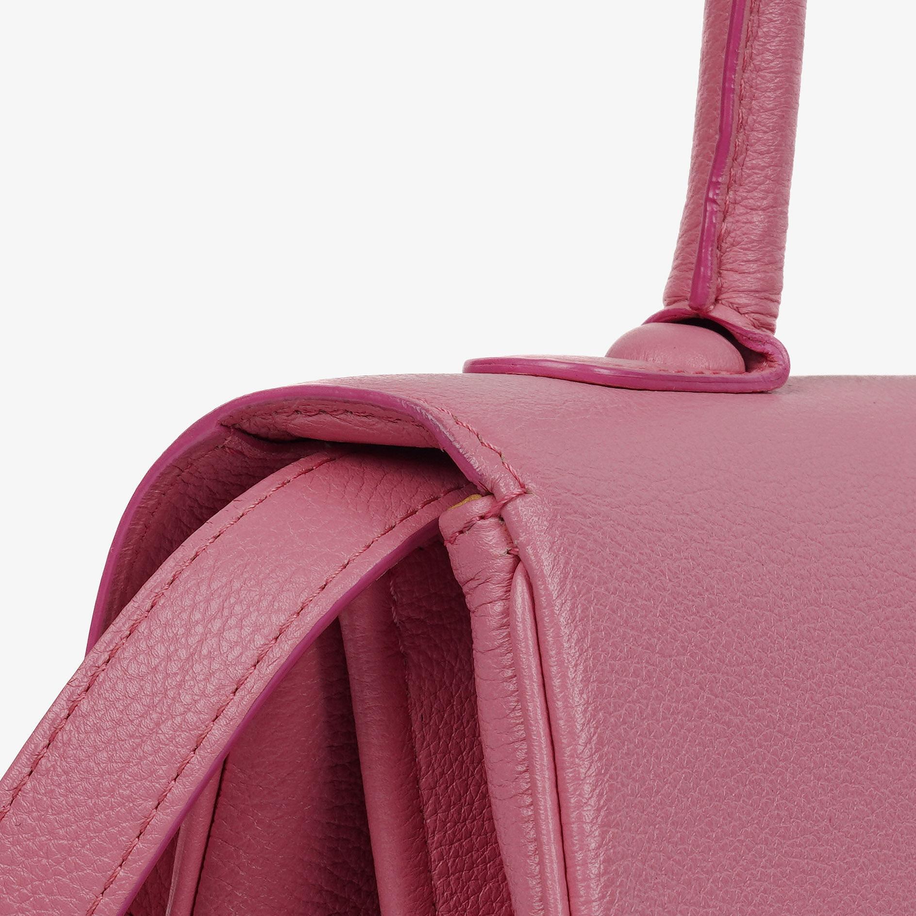 Delvaux Brillant MM Sellier Handtasche in Flamingo
