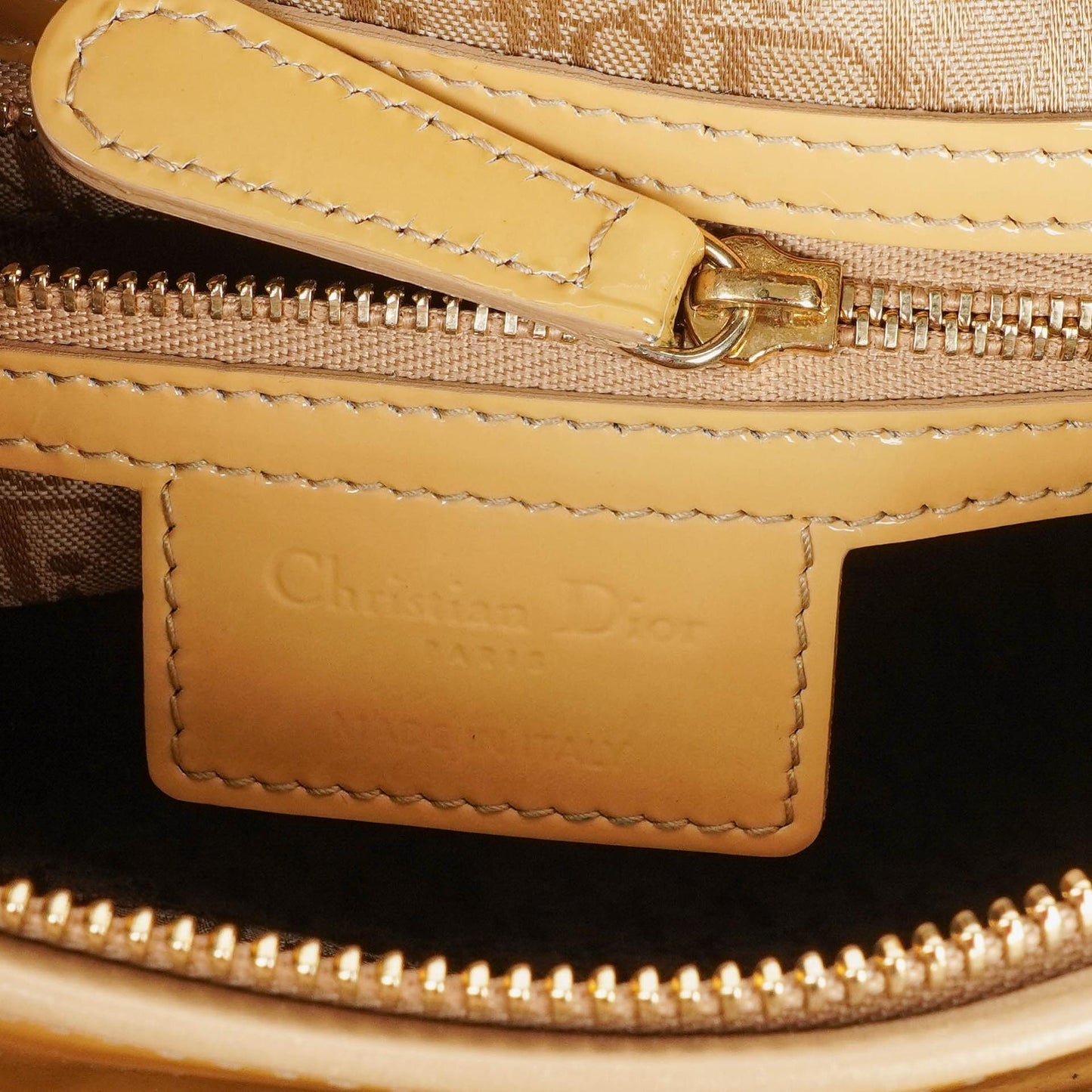Dior Lady Dior Vintage Große Beige Lack-Kalbsleder Handtasche