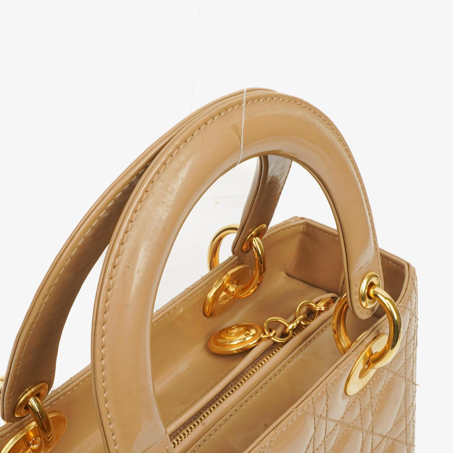 Dior Lady Dior Vintage Medium Handtasche aus beigem Lackkalbsleder
