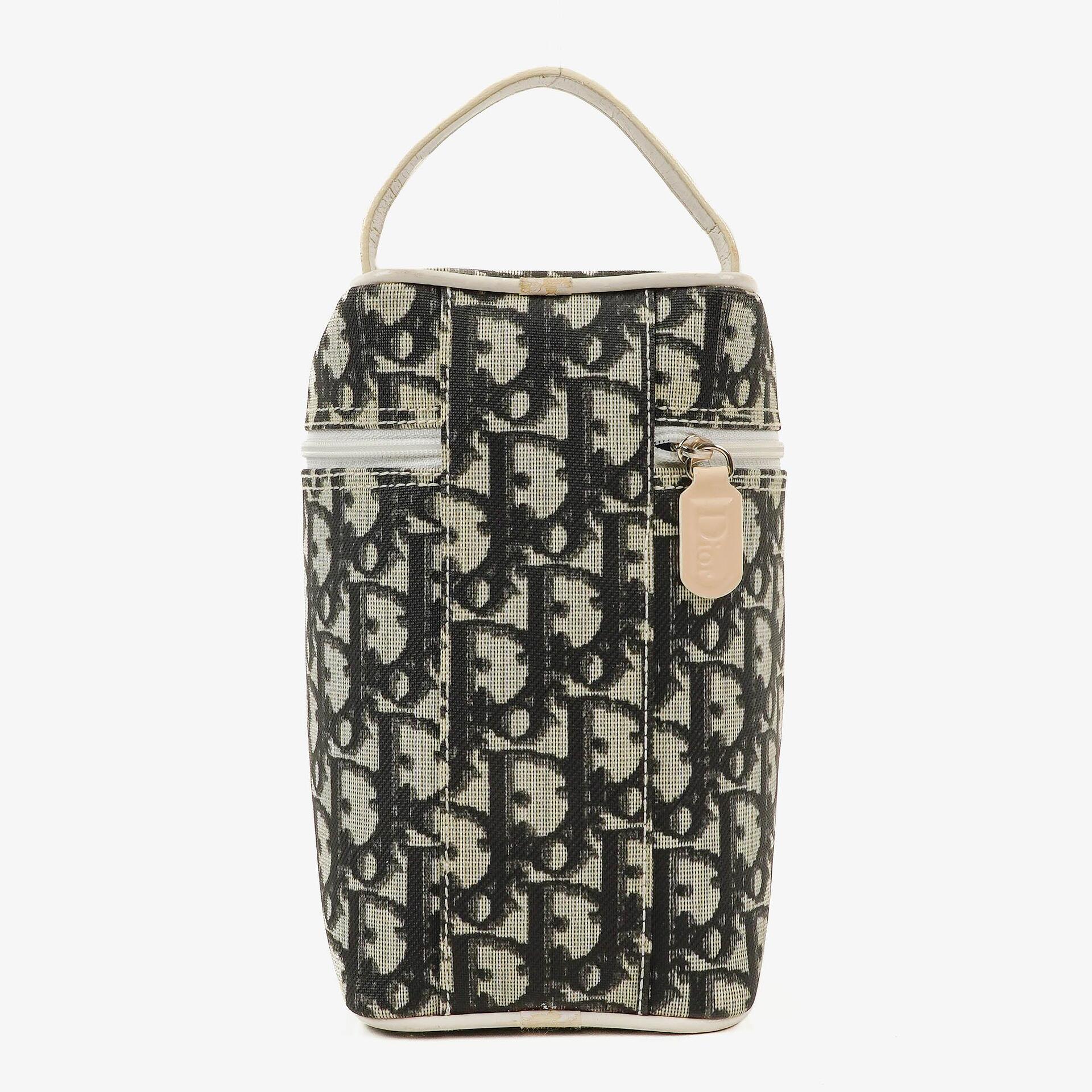 Dior Trotter Kosmetiktasche in Schwarz-Weiß