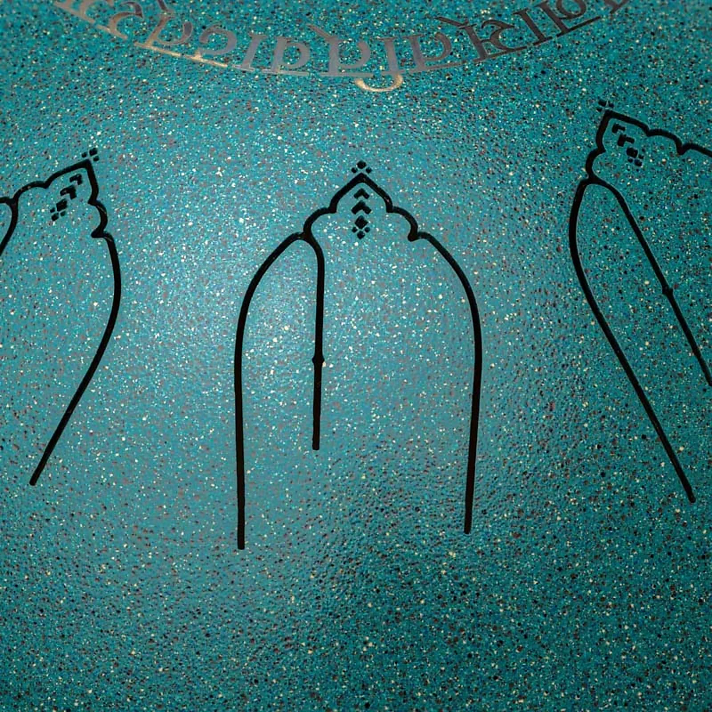 Hluru Hybrid Handpan & Zungentrommel (15 Töne C-Dur)