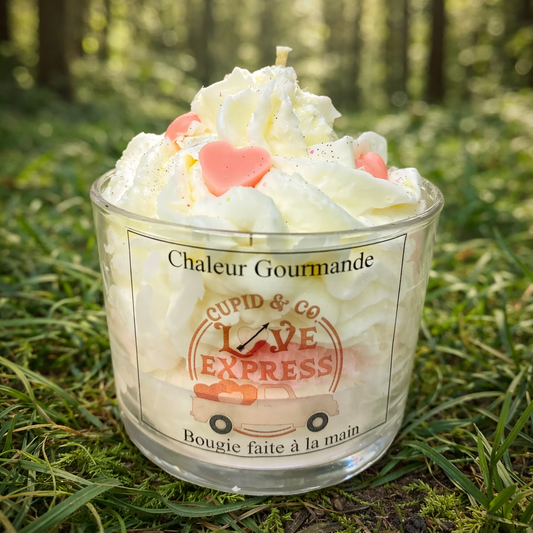 Erdbeer Duftkerze "Love Express" – Handgefertigte Dessert-Kerze