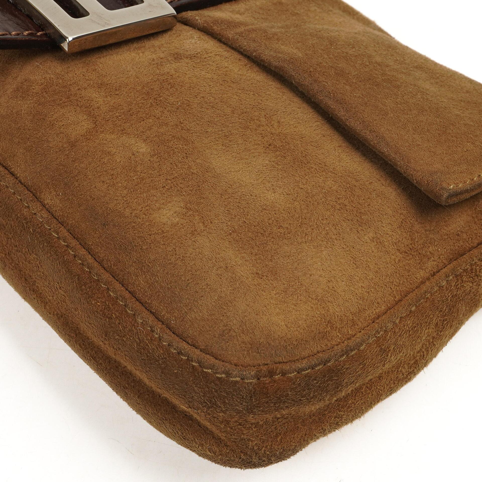 Fendi Baguette Tasche Braun Wildleder