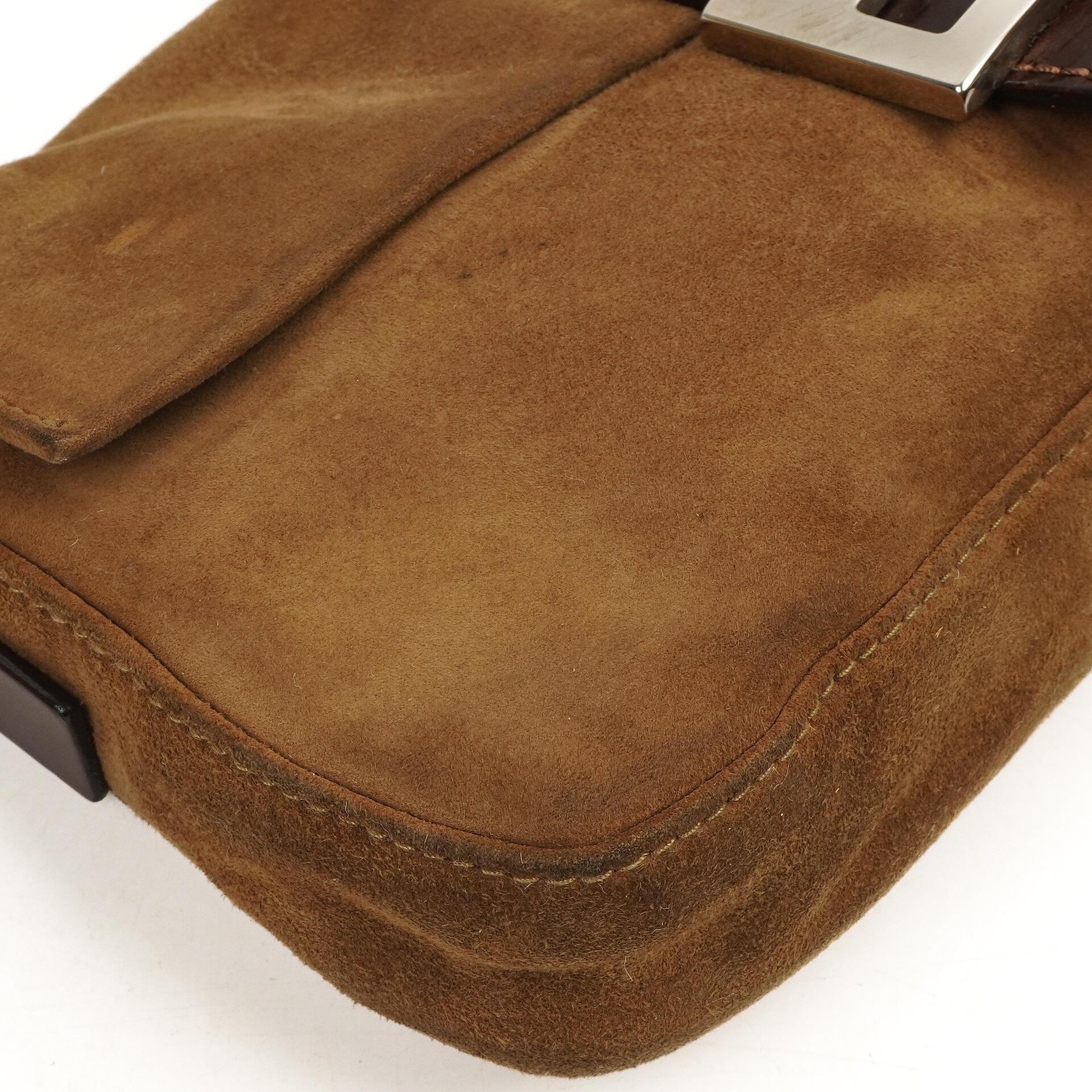 Fendi Baguette Tasche Braun Wildleder
