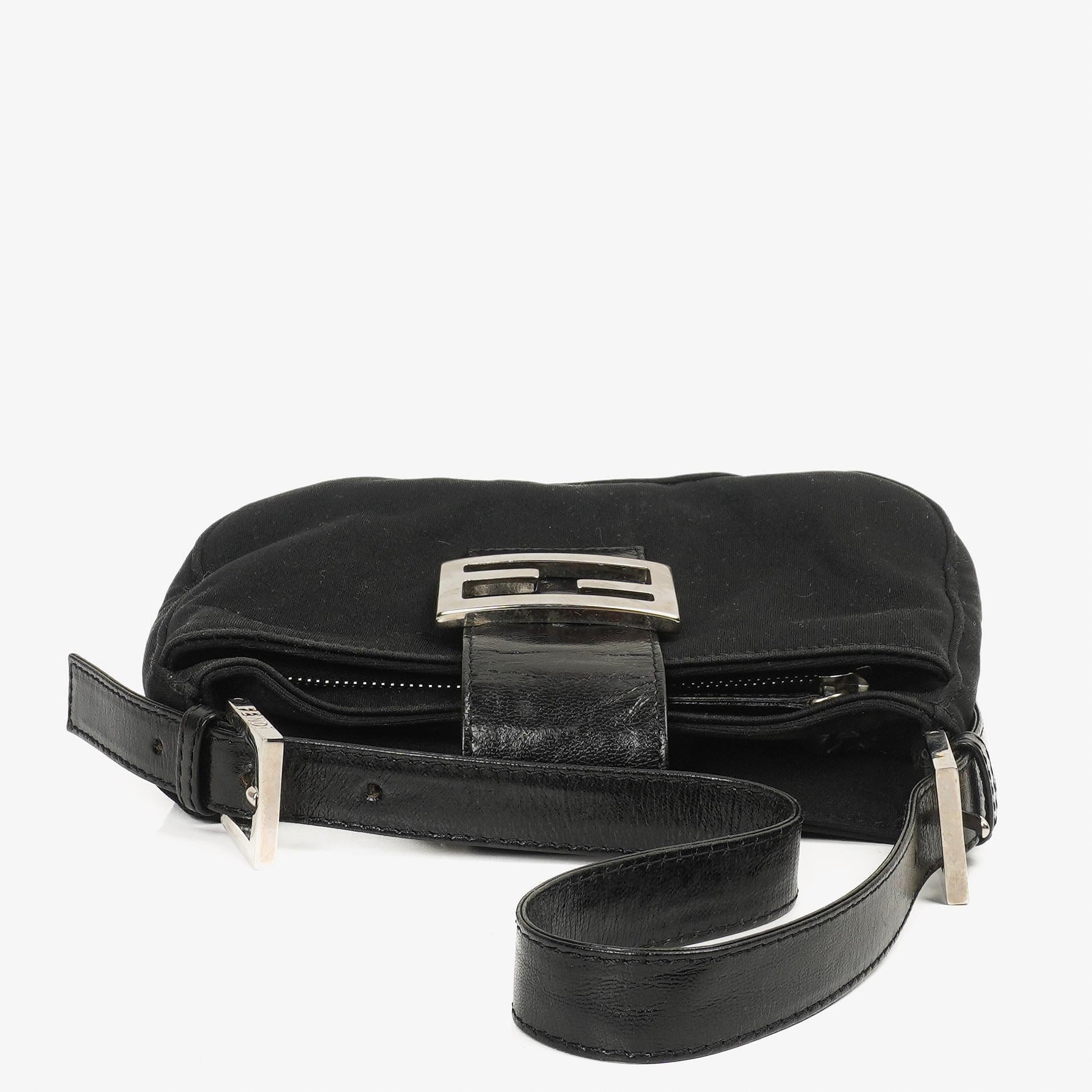 Fendi Baguette Schwarze Neopren Tasche