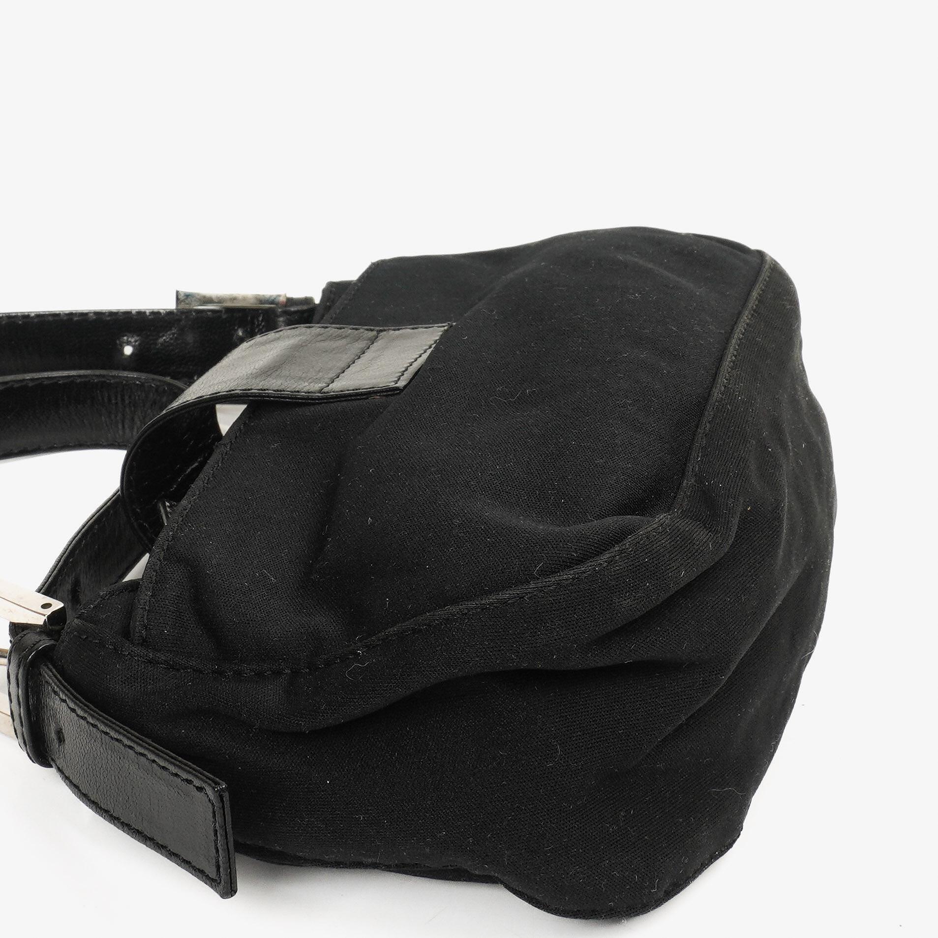 Fendi Baguette Schwarze Neopren Tasche