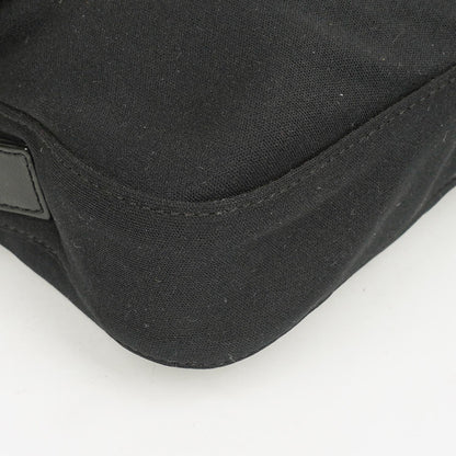 Fendi Baguette Schultertasche aus schwarzem Neopren