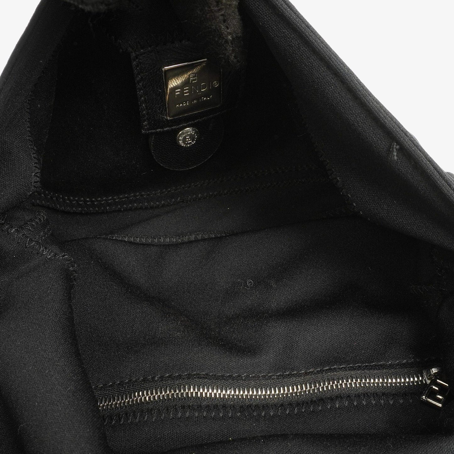 Fendi Baguette Schultertasche aus schwarzem Neopren