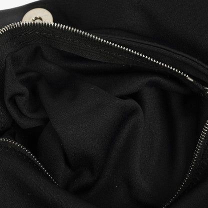 Fendi Baguette Schultertasche aus schwarzem Neopren