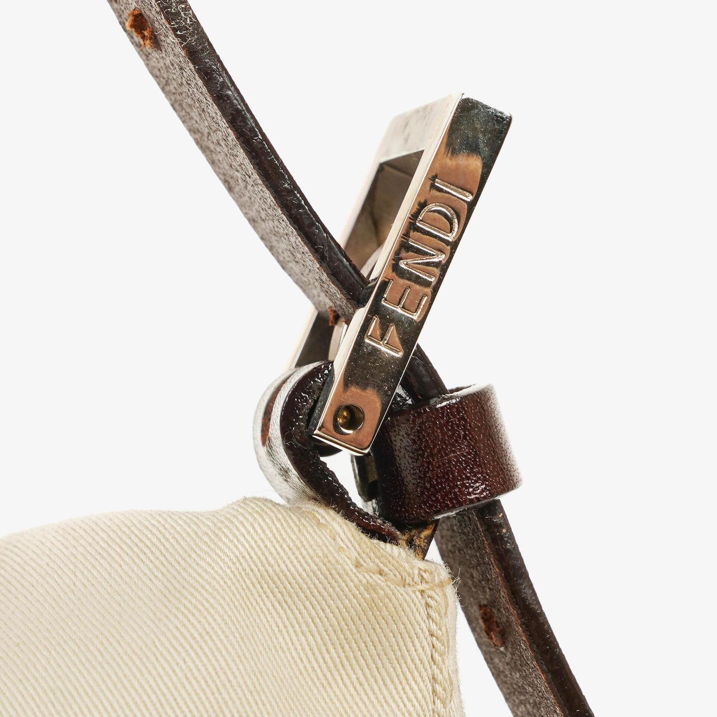 Fendi Baguette Schultertasche in neutraler Farbe