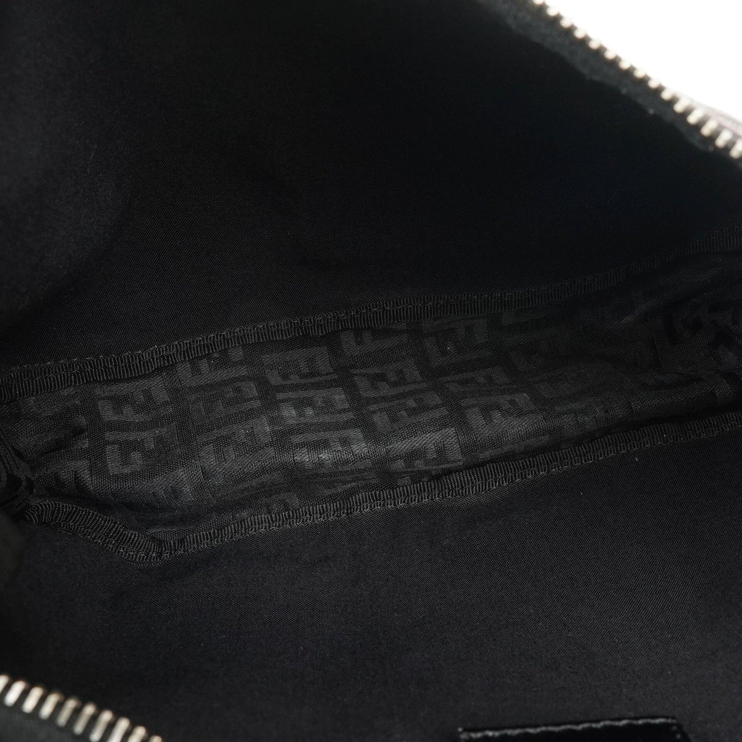 Fendi Baguette Zucchino Handtasche Schwarz Canvas