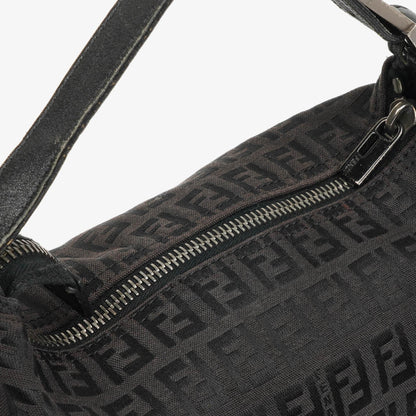 Fendi Baguette Zucchino Handtasche Schwarz Canvas