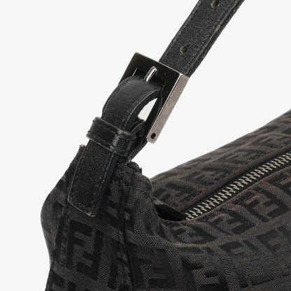 Fendi Baguette Zucchino Handtasche Schwarz Canvas