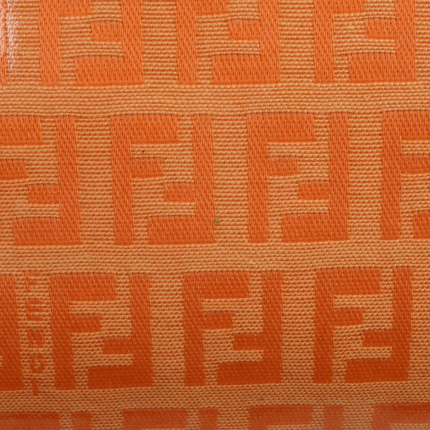 Fendi Baguette Zucchino FF Orange Vinyl Schultertasche
