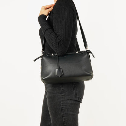 Fendi Große By The Way Tasche aus schwarzem genarbtem Kalbsleder