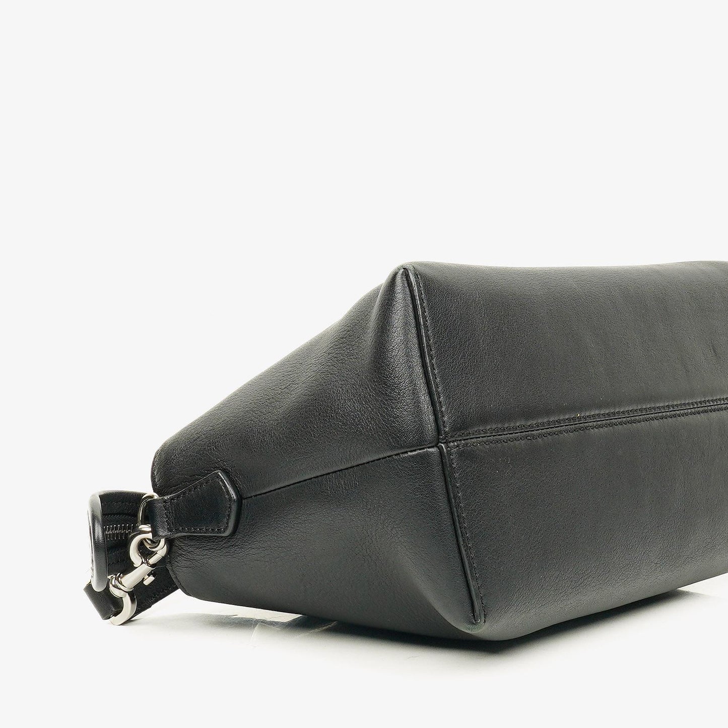 Fendi Große By The Way Tasche aus schwarzem genarbtem Kalbsleder