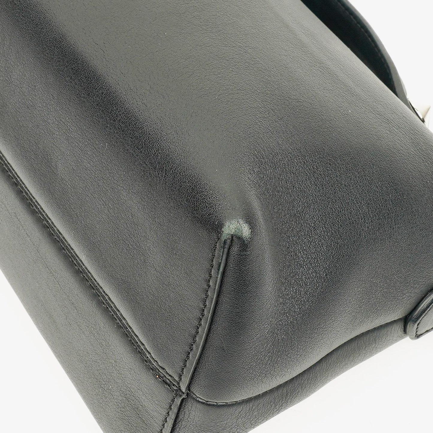 Fendi Große By The Way Tasche aus schwarzem genarbtem Kalbsleder