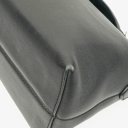 Fendi Große By The Way Tasche aus schwarzem genarbtem Kalbsleder
