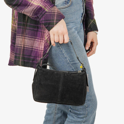 Fendi Kleine Hobo Tasche aus schwarzem Wildleder