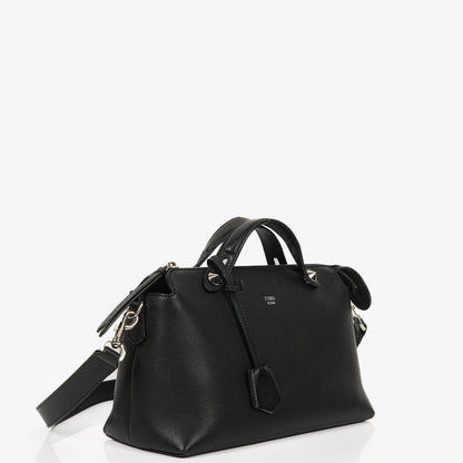 Fendi By The Way Medium Boston Tasche aus schwarzem Leder