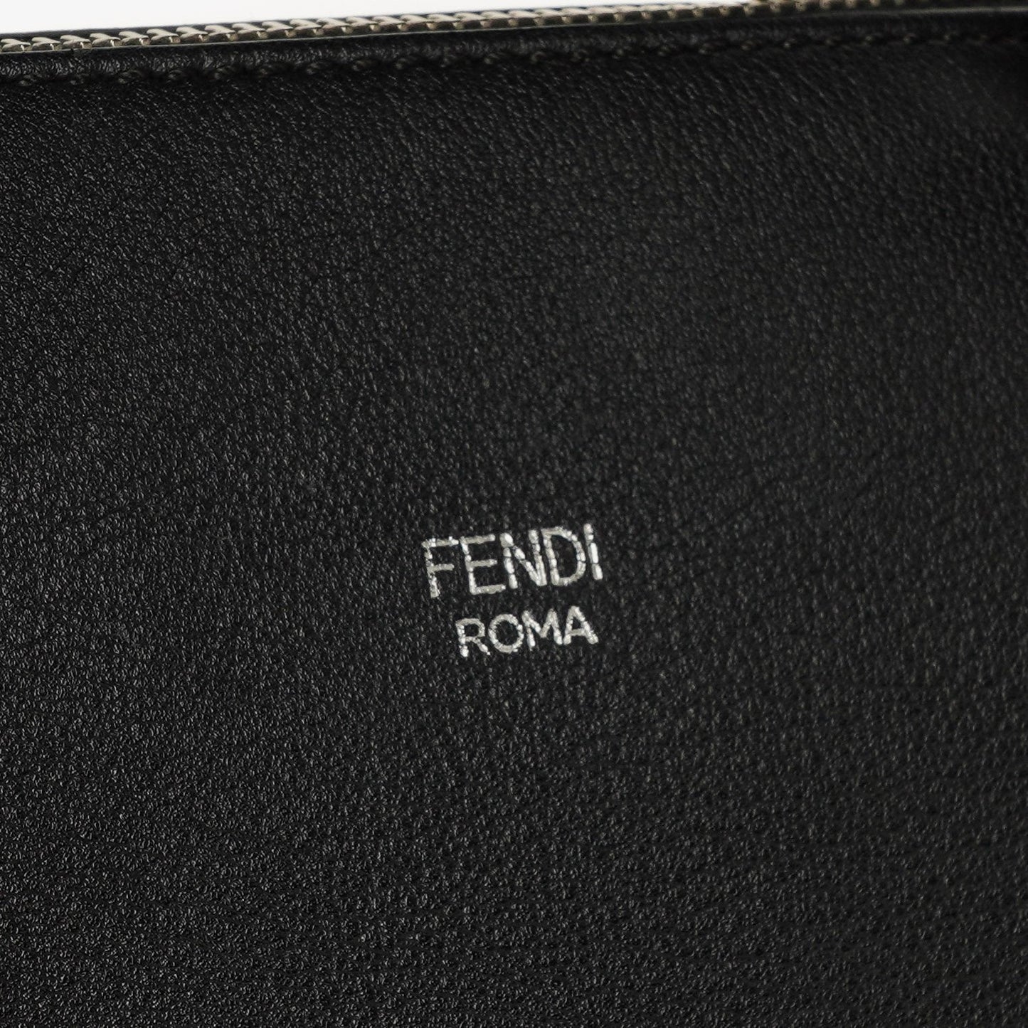 Fendi By The Way Medium Boston Tasche aus schwarzem Leder
