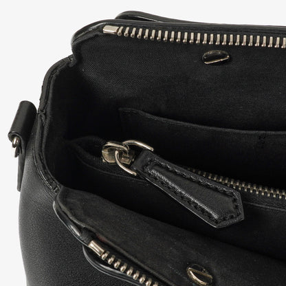 Fendi By The Way Medium Boston Tasche aus schwarzem Leder