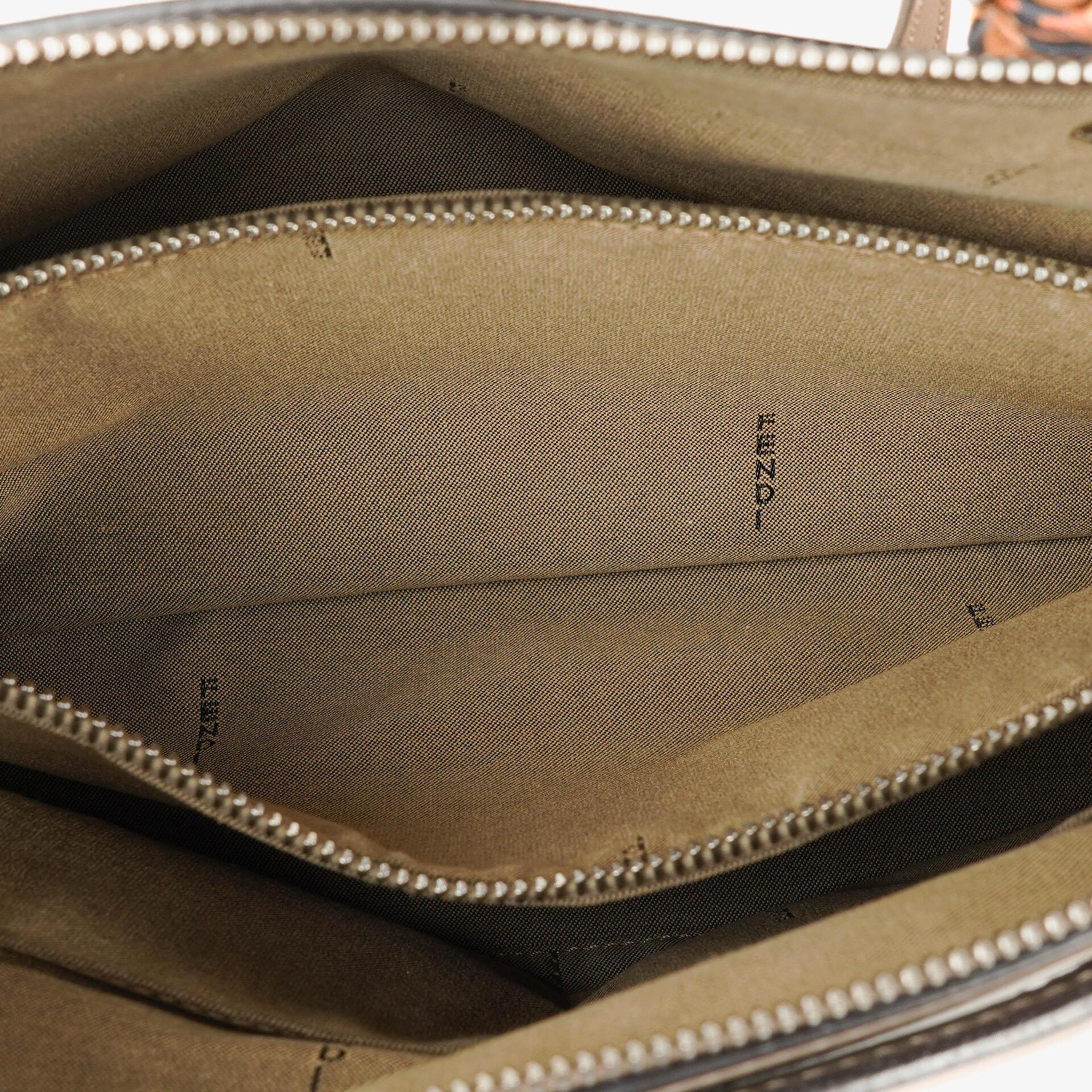 Fendi By The Way Vitello Dolce Torto Mittelgroße Tasche