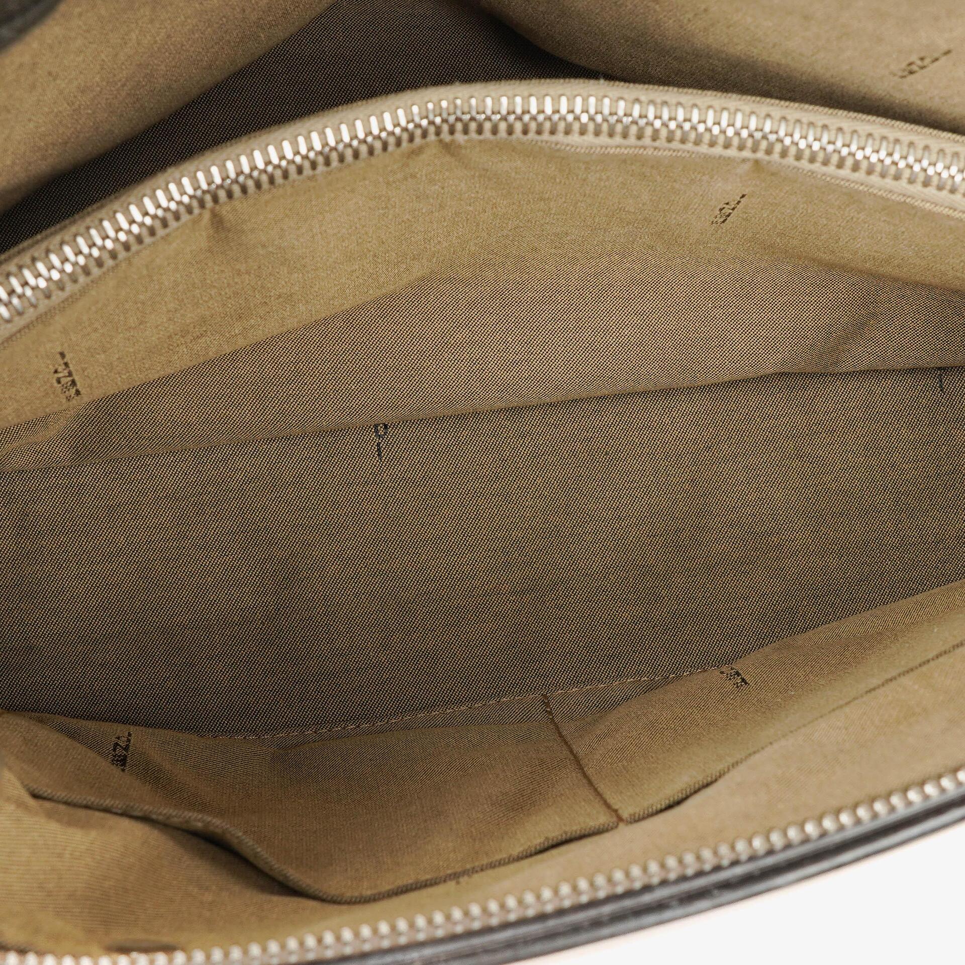 Fendi By The Way Vitello Dolce Torto Mittelgroße Tasche