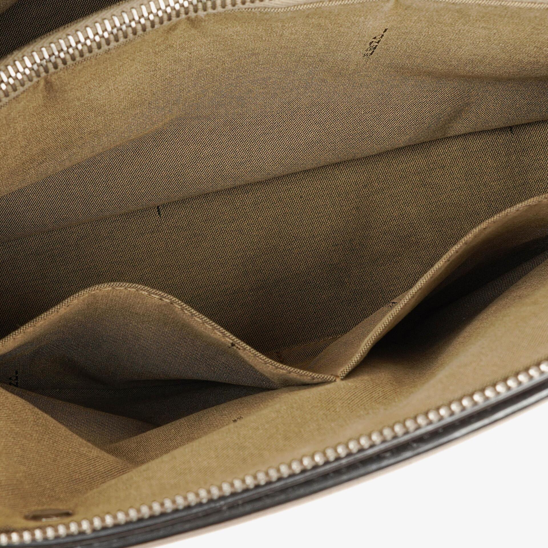 Fendi By The Way Vitello Dolce Torto Mittelgroße Tasche