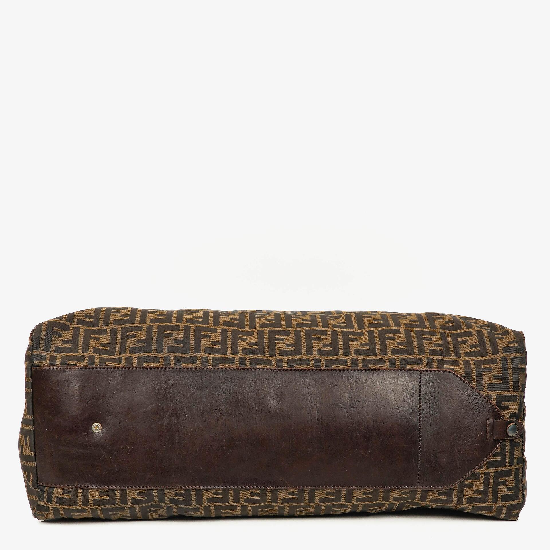 Fendi FF Zucca Tragetasche in Braun