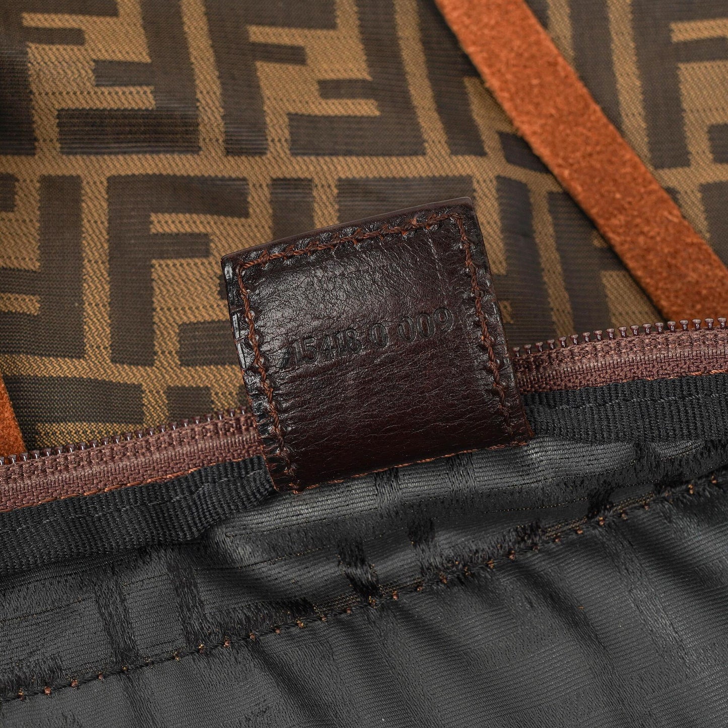 Fendi FF Zucca Tragetasche in Braun